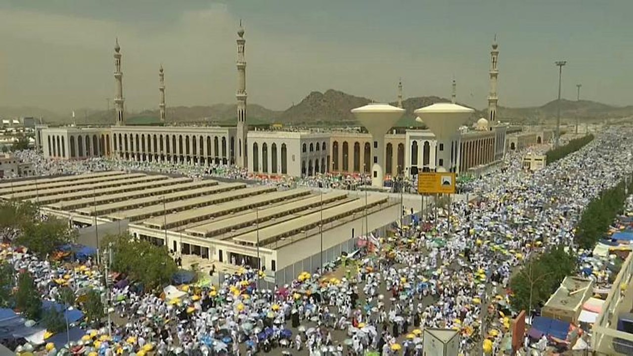 Hadsch: Zwei Millionen Pilger am Berg Arafat