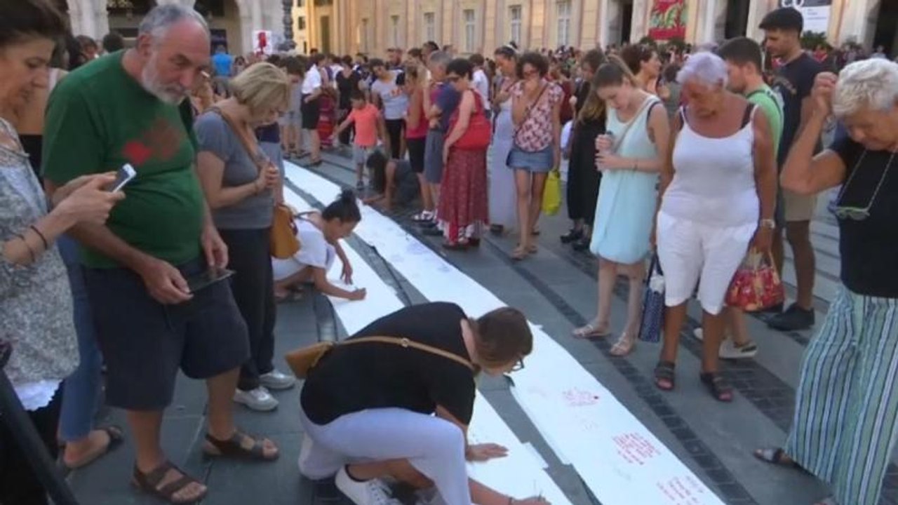 Genua: Trauer und Wut zu Papier bringen