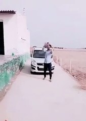 【衝撃】車を塞ぐイタズラにたいしてとった行動に笑ったww