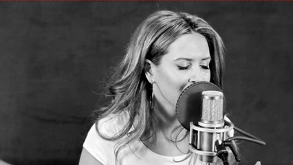 Mandy Capristo - Hurricane