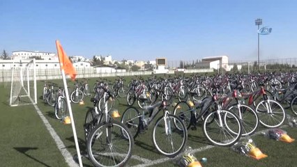 Kilis'te Çocuklar Bayrama Bisiklet Sevinciyle Giriyor