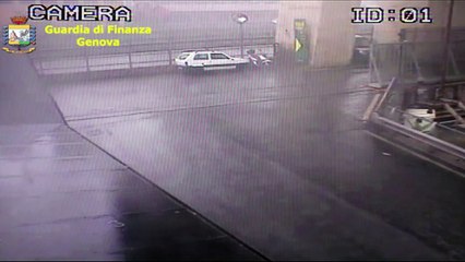 Images de vidéosurveillance de l'effondrement du pont de Gênes