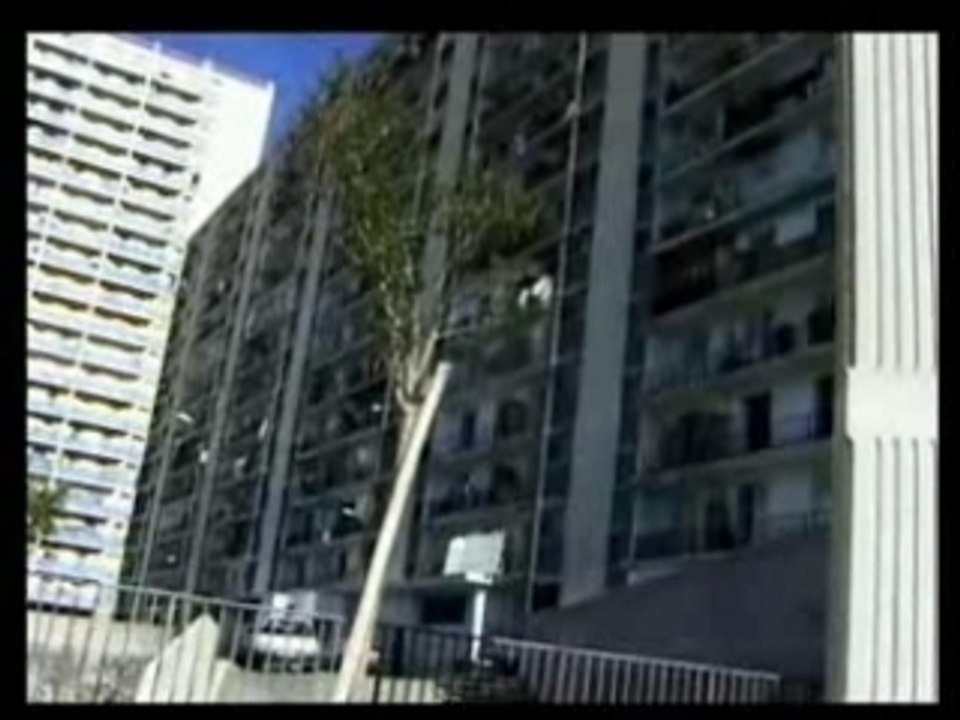 Iam - Demain C'est Loin (Clip)