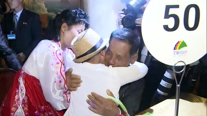 Sul-coreanos viajam à Coreia do Norte para encontrar familiares