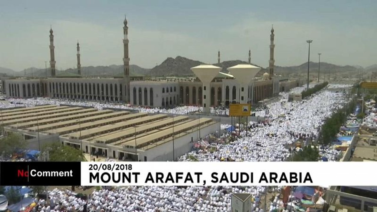 Más de dos millones de peregrinos suben al monte Arafat, en La Meca