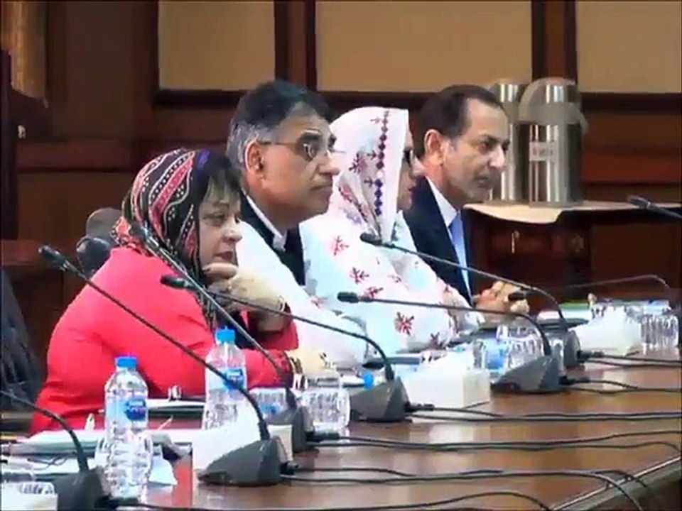 PM Imran Khan Presides First Meeting Of His Cabinet