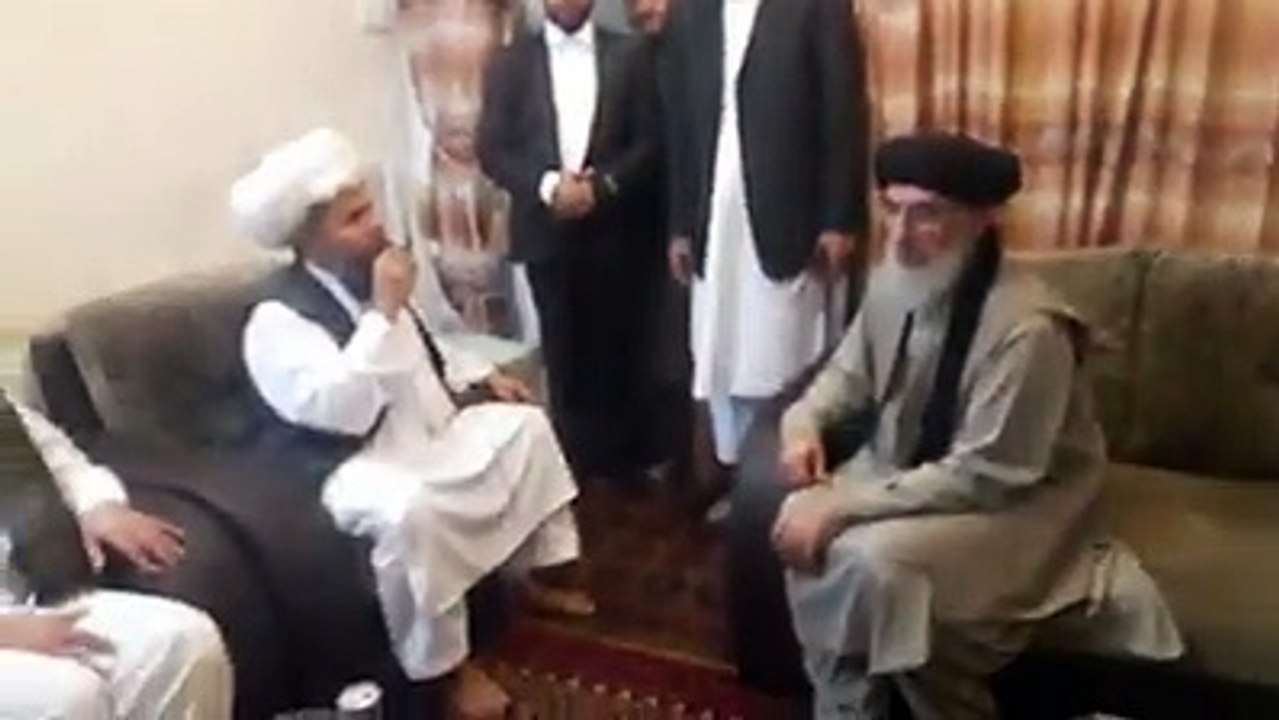 تعریف گلبدین از زبان ملا تره خیل پ.ن :  گلبدین چی خوب مثل نو عروس عاجزشیشته :D