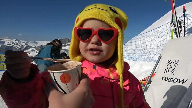 Очень высоко в горах СТРАШНО и КРАСИВО НЕ доехали в Куршевель попали в ДТП Мистер Макс & Мисс Катя (новый выпуск )