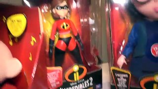 The Incredibles 2 GIANT HATCHING SURPRISE EGG Transforms Kids into Incredibles + Surprise