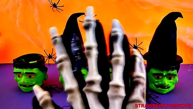 Halloween Play Doh Shopkins Kinder Surprise Spongebob Moshi Monsters Surprise Eggs Strawbe