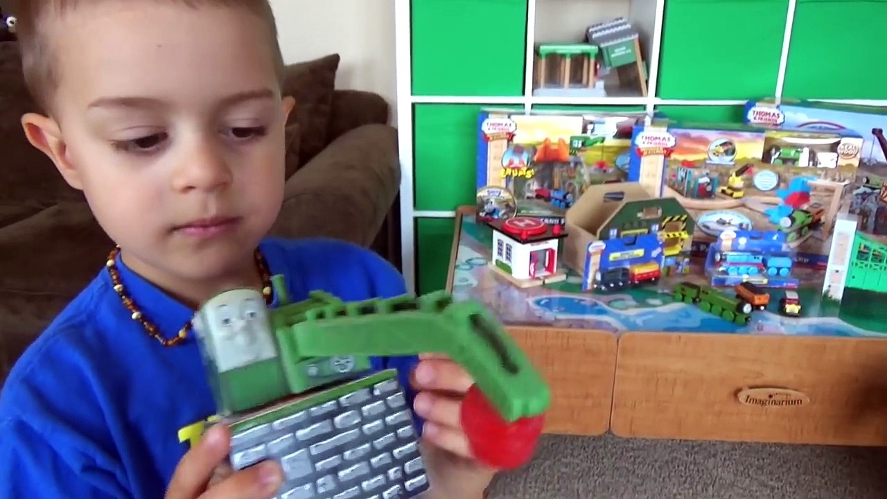 Thomas and Friends GIANT Surprise Egg | Thomas Train Double Surprise with Bill and Ben Twi