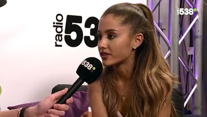 Interview Ariana Grande @ The voice of Holland