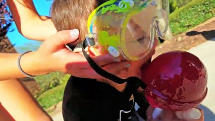 GIANT LOLLIPOPS BROKE TOOTH! SLOW MO CANDY SMASH REVENGE JUMP & SHOC