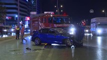 Beylikdüzü'nde Trafik Kazası: 1ölü 2 Yaralı