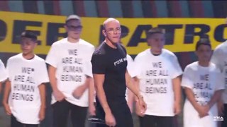 Logic and Ryan Tedder Perform “One Day” With Immigrant Families MTV VMAs 2018