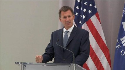 بريطانيا تدعو لتضييق الخناق على روسيا وفلاديمير بوتين