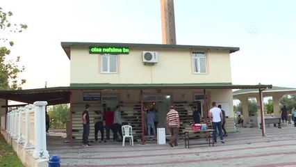 Kültür ve Turizm Bakanı Ersoy, Bayram Namazını Antalya'da Kıldı