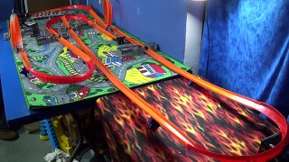 Track Time! new C Case Shout Outs Hot Wheels Track Boosters Loops Curves