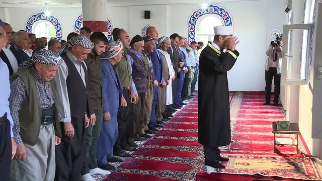 Bakan Soylu, bayram namazını Beytüşşebap'ta kıldı - ŞIRNAK
