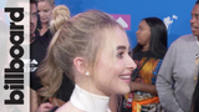 Sabrina Carpenter Talks Love of Rihanna, Remembers Aretha Franklin & More | MTV VMAs 2018