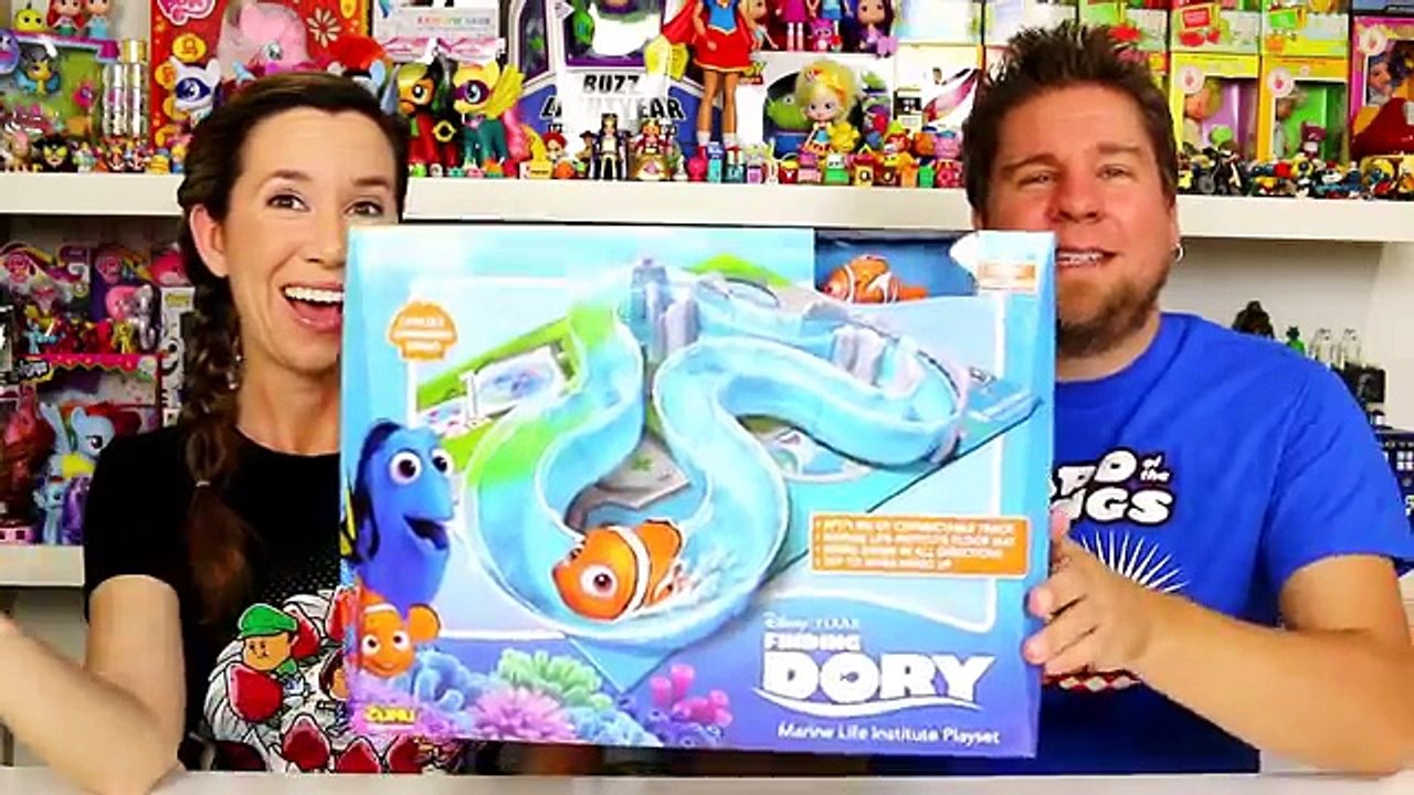 Finding Dory Marine Life Institute Playset