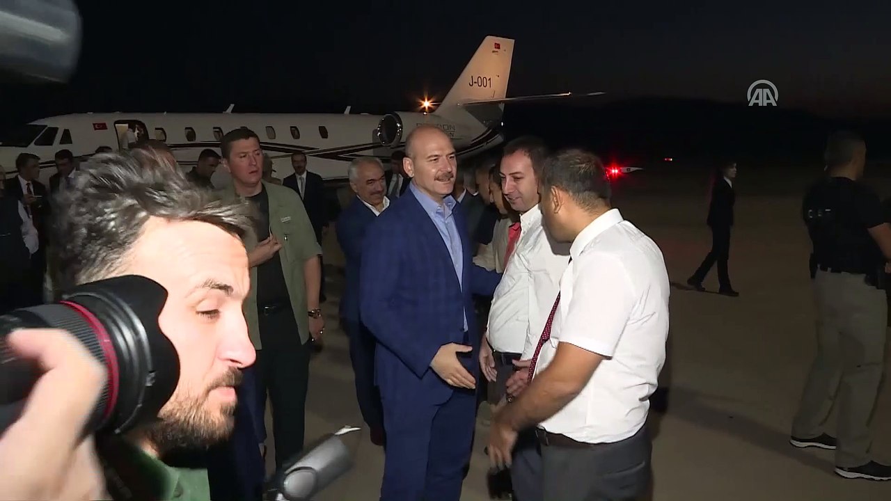 Bakan Soylu, Beytüşşebap Jandarma Komando Alay Komutanlığını ziyaret etti  - ŞIRNAK