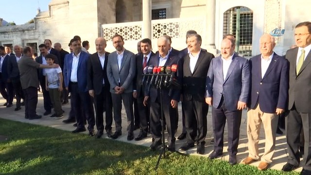 TBMM Başkanı Yıldırım, bayram namazını Süleymaniye Camii'nde kıldı