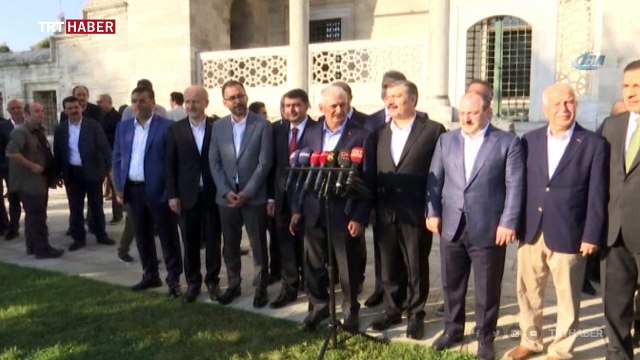 TBMM Başkanı Yıldırım, bayram namazını Süleymaniye Camii'nde kıldı