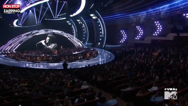 MTV Video Music Awards 2018 : Madonna rend hommage à Aretha Franklin sur scène (Vidéo)