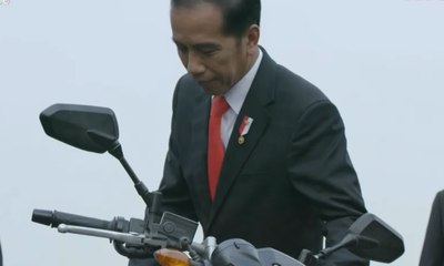 Jokowi: Aksi Naik Moge untuk Hiburan
