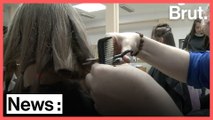 Des enfants donnent leurs cheveux pour fabriquer des perruques