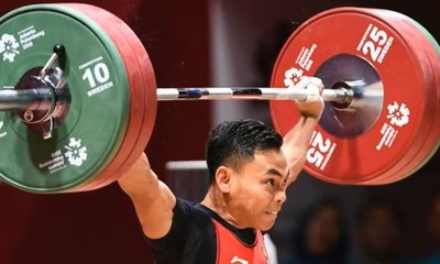 Lifter Eko Yuli Irawan Sumbang Emas ke-5 bagi Indonesia