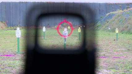 Le groupe russe Kalachnikov présente ses véhicules électriques