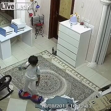 Elektrikli hoverboard yada kaykay patladı