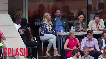 Descargar video: Ben Affleck and Lindsay Shookus split?