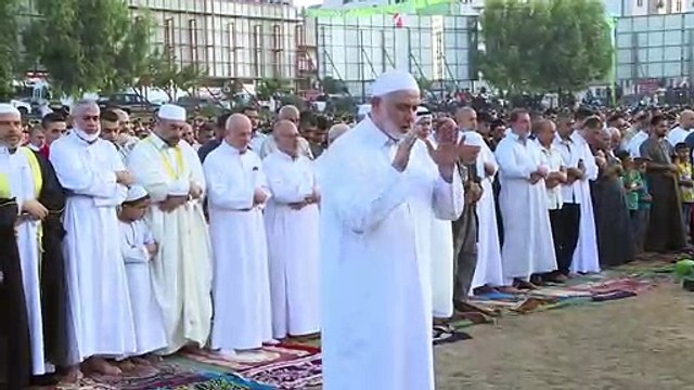 Les musulmans fêtent l'Aïd à travers le monde