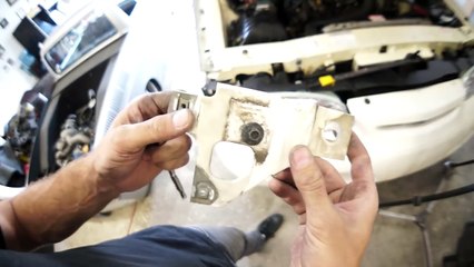 I Painted my fender with rattle cans from AutomotiveTouchUp.com! - The White Rider SERIES #34