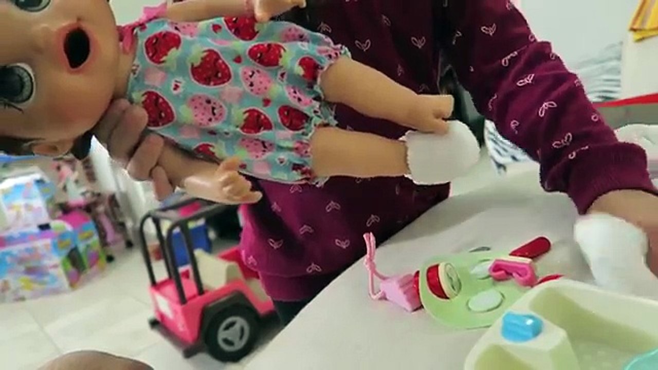 Baby Alive no Salão de Beleza e Spa