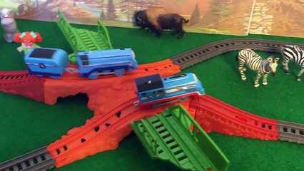 Shooting Star Gordon vs Streamlined Thomas The Great Race Railway Race Set