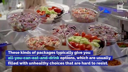 The 4 Worst Vacation Habits for Your Waistline