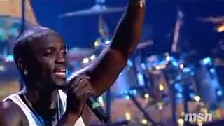 Akon I Wanna Love You Live In Montréal 24 09 07.flv