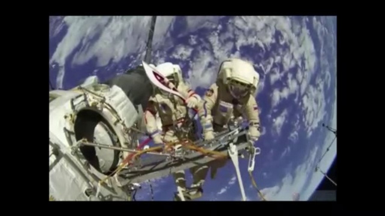 Russian Cosmonauts Have UFO Sighting During Space Walk