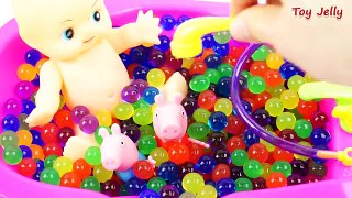 Learn Colors BabyDoll Peppa Pig BathTime With ORBEEZ Slime Clay Surprise toys