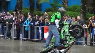Jason Britton Motorcycle Stunt Show In The Rain Team No Limits Kawasaki Ninja