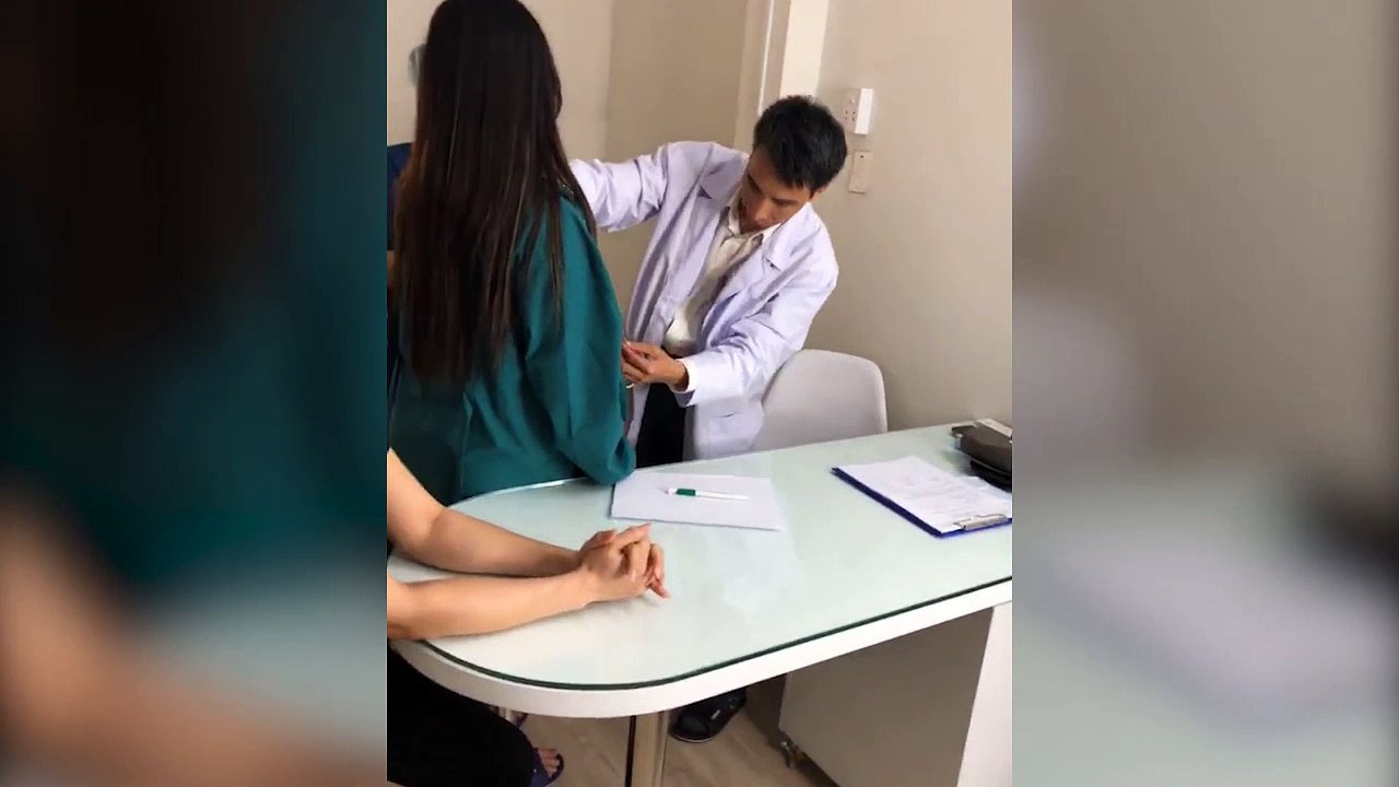 Phẫu thuật thu nhỏ vòng 1, 2k ngực khủng bị dân mạng mỉa mai: "Sao lại mang nồi cơm đi thu nhỏ vậy?"