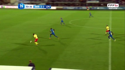Frappe de TUTA qui passe au dessus!