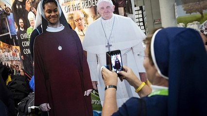 El papa Francisco visita una Irlanda malherida por los abusos a menores por parte de los religiosos