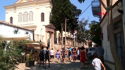 Balıkesir Ayvalık'ta Bayram Yoğunluğu