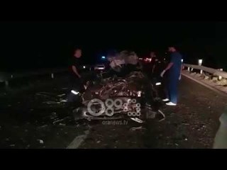 Download Video: Ora News - Tragjike, dy të rinj humbin jetën në një aksident në aksin Lezhë-Shkodër