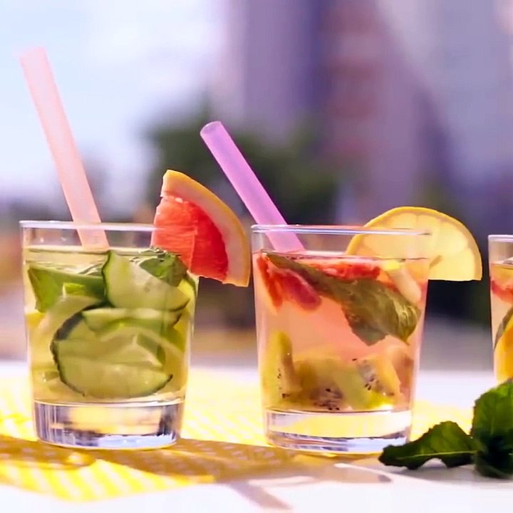 30 AWESOME FOOD LIFE HACKS